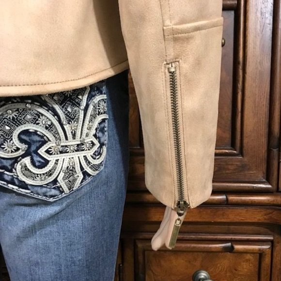 Curations Honey Beige Faux Suede Studded Zip Sleeve Jacket - Picture 14 of 16